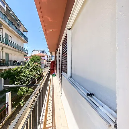 公寓 Family House By The Sea Nea Kallikrateia