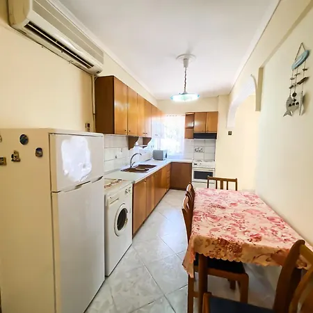 公寓 Family House By The Sea Nea Kallikrateia